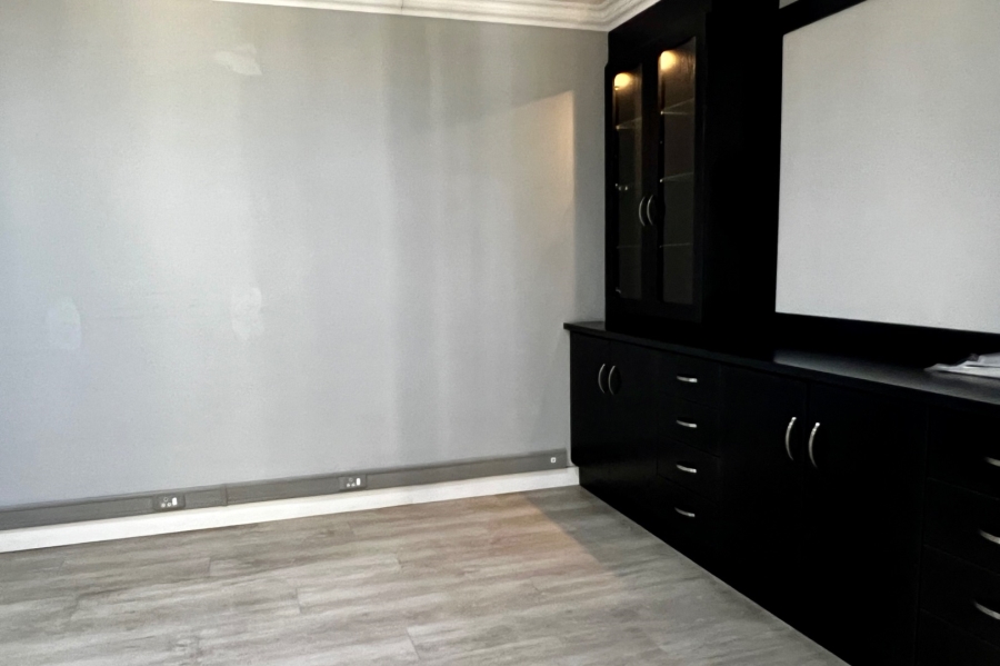  Bedroom Property for Sale in George Central Western Cape